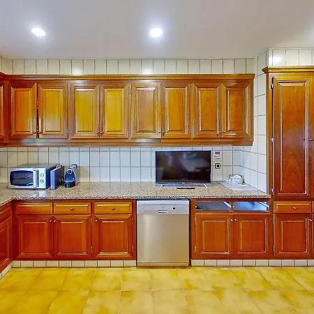 Premium Habitat Ferrer Villa *